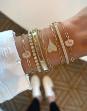 Load image into Gallery viewer, Medium Elongated Pave Heart Bracelet